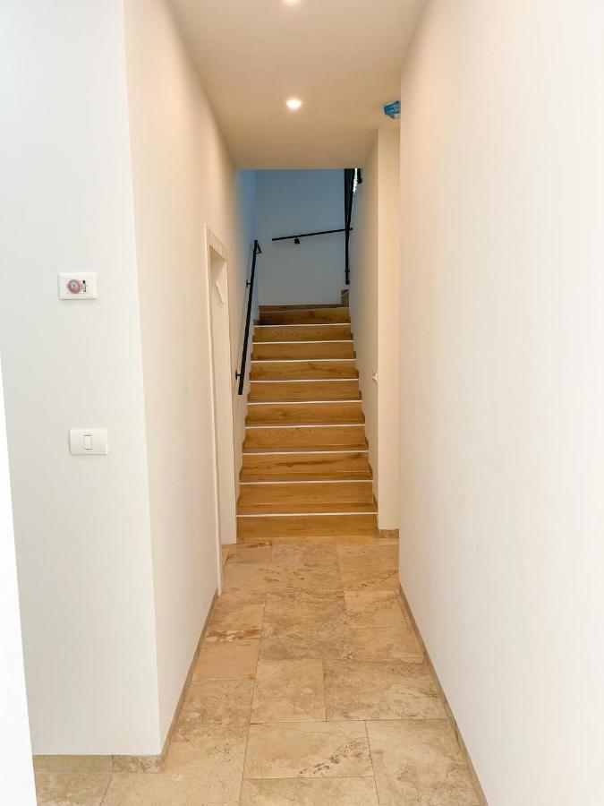 הבית הלבן בכפר בלום Villa Ngoại thất bức ảnh