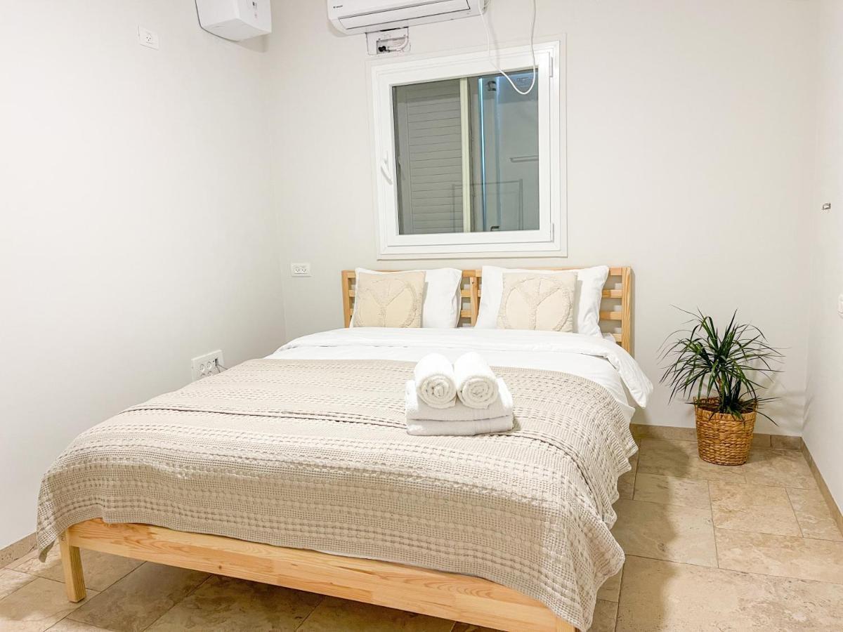 הבית הלבן בכפר בלום Villa Ngoại thất bức ảnh