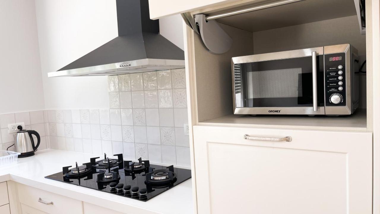 הבית הלבן בכפר בלום Villa Ngoại thất bức ảnh