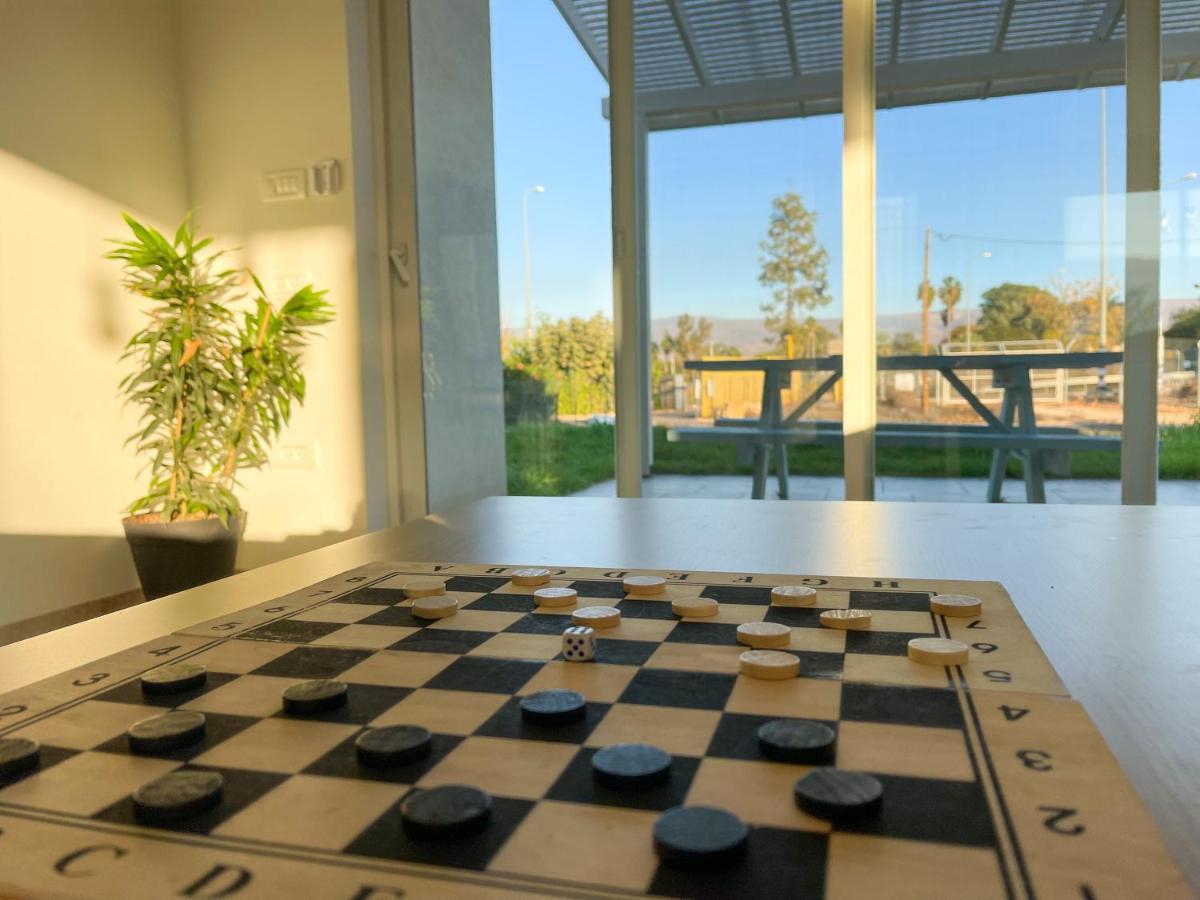 הבית הלבן בכפר בלום Villa Ngoại thất bức ảnh